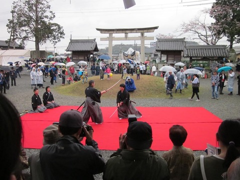 北条節句祭り奉納居合演武(平成28年)